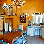 Feriehus Historic Estate With Two Pools In Tuscani