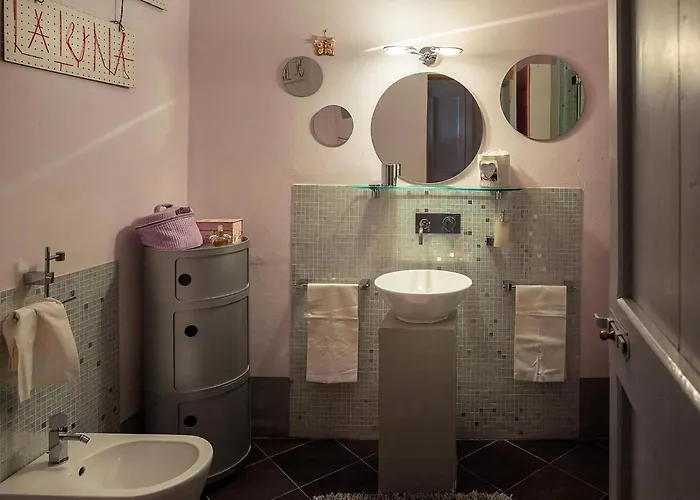 Historic Estate With Two Pools In Tuscani Hébergement de vacances *